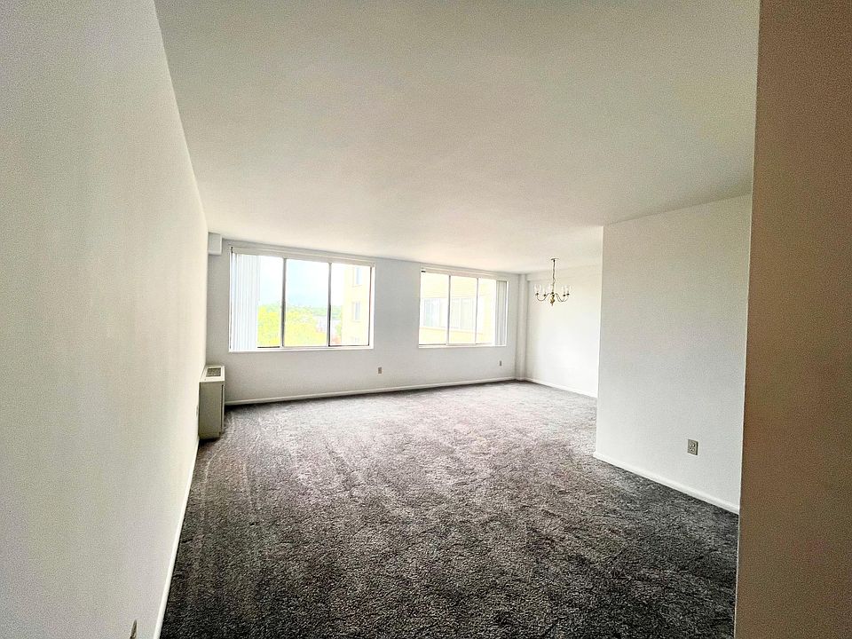 Living room and dining room from the front door.