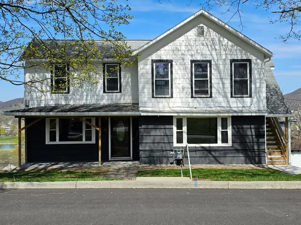 251 W 1st St, Corning, NY 14830