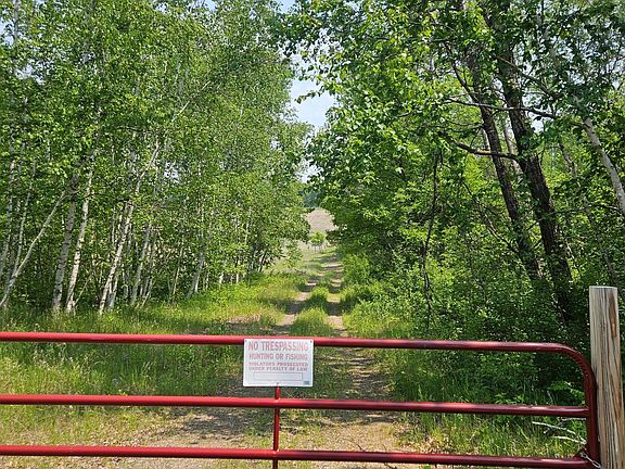 5th image of Ranchette Dr