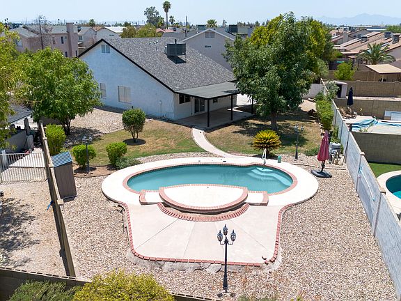 3rd image of 9962 N 76TH Lane