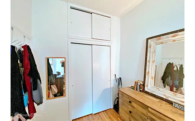 Rented by Douglas Elliman | media 31