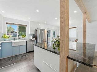 1454 Hunterbrook Rd NW, Calgary, AB T2K 4V5