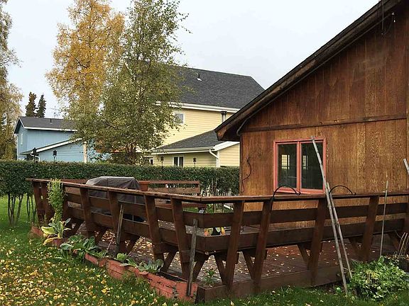 3rd image of 463 Shannon Dr