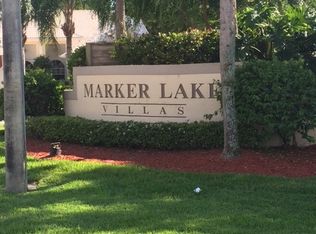 2266 Stacil Cir, Naples, FL 34109