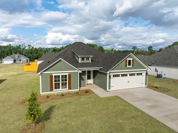 217 Barry Field Cres, Hahira, GA 31632
