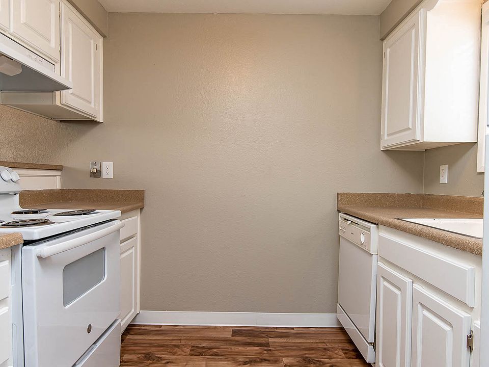 Cedar Park ; Kitchen