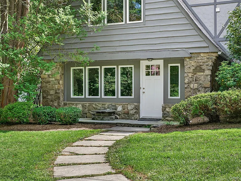 91 Sleepy Valley Rd — Photo 3