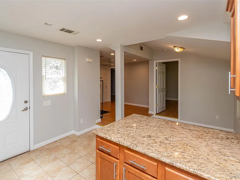 797 Forest Glen Rd — Photo 9
