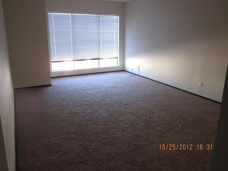 1st image of 579 27th Ave APT 1