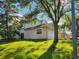 10806 Lexington Dr #10806, Eden Prairie, MN 55344