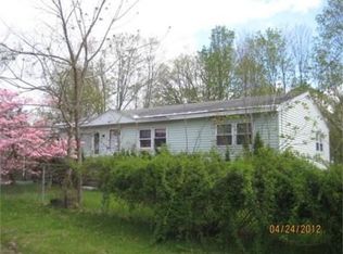 18 Piper St, Leominster, MA 01453