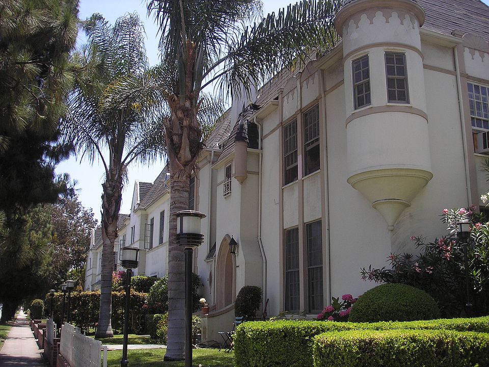 1st image of 6542 W Olympic Blvd #9