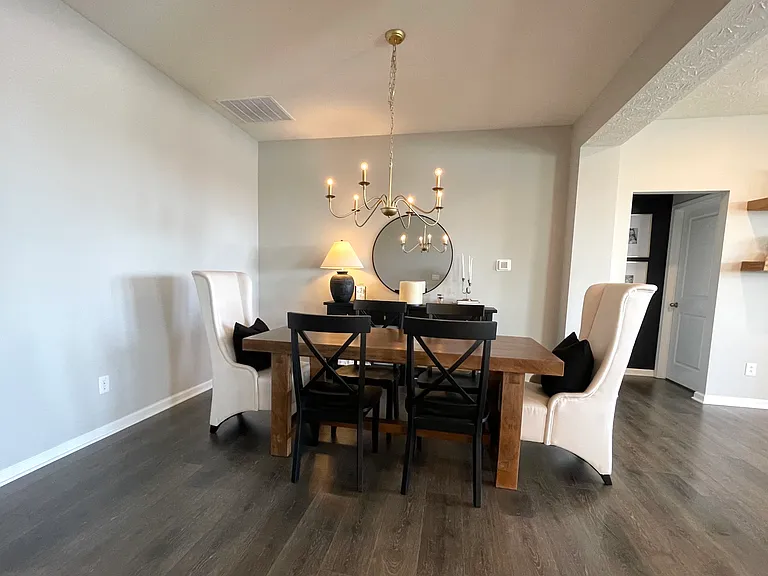 141 Thorpe Dr — Photo 12