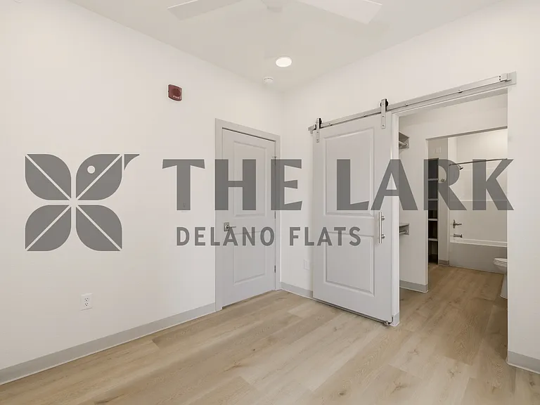 721 W Maple St #1000 — Photo 19