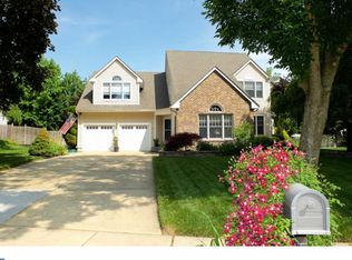 11 Fox Run, Mount Laurel, NJ 08054