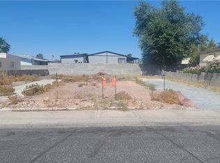 3323 Haleakala Dr, Las Vegas, NV 89122