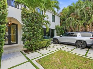 2225 Meridian Ave, Miami, FL 33139