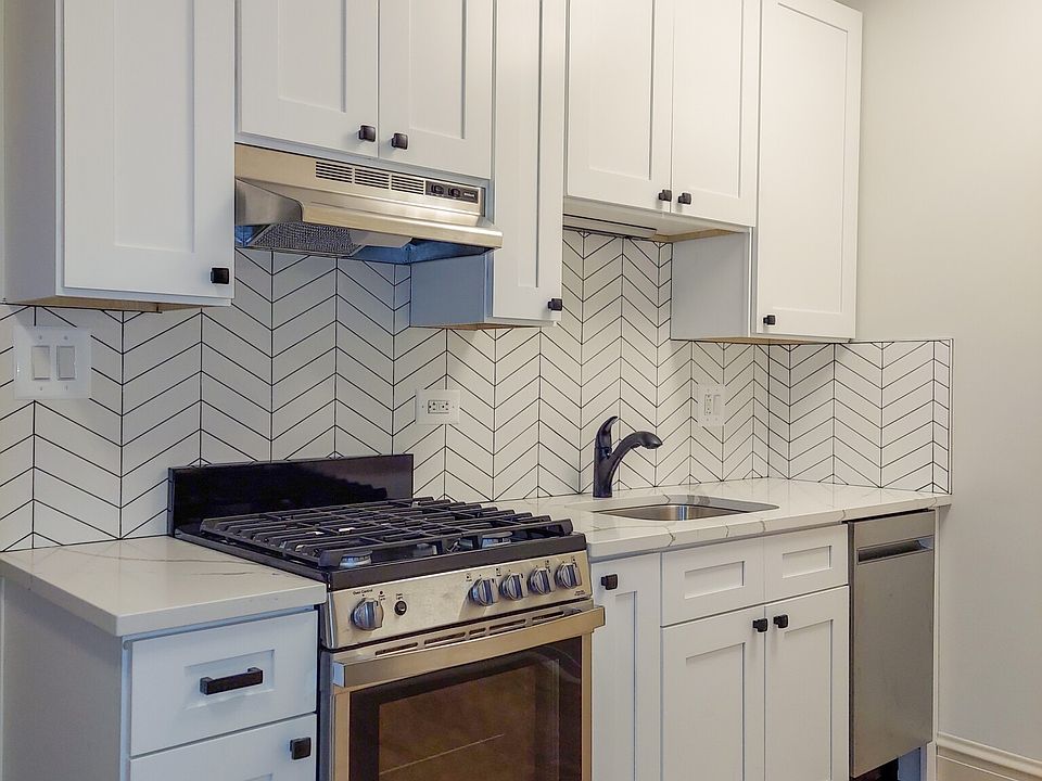 1st image of 5941 N Paulina St #5943-2