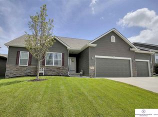 17218 Jackson Ave, Gretna, NE 68028