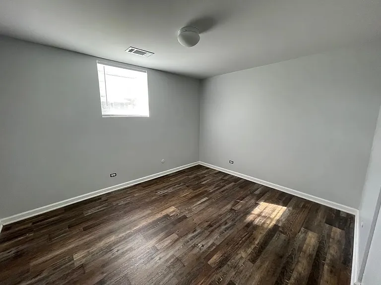 70 Walnut Ct — Photo 7