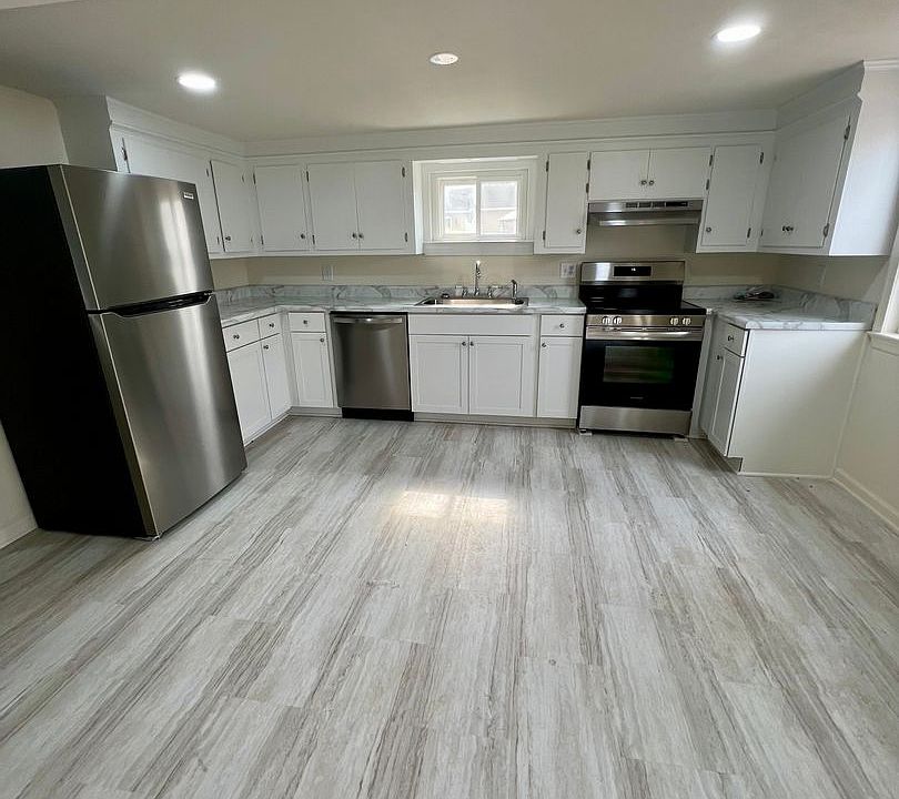 2nd image of 4021 Dalt Dr