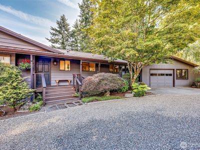 10413 NE Brackenwood Lane, Bainbridge Island, WA, 98110