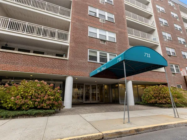 711 Shore Road #3B, Long Beach, NY 11561