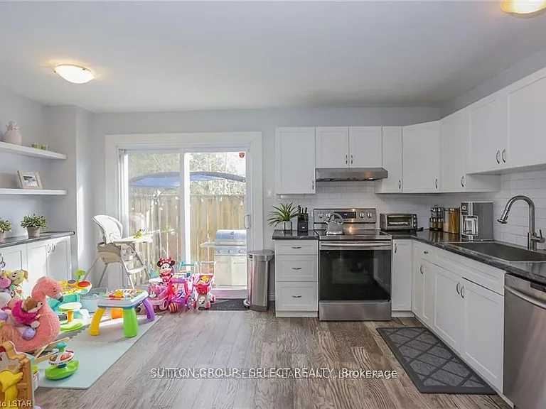 70 Fiddlers Green Rd #22 — Photo 19