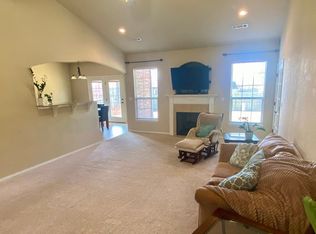 6404 S 52nd St, Rogers, AR 72758