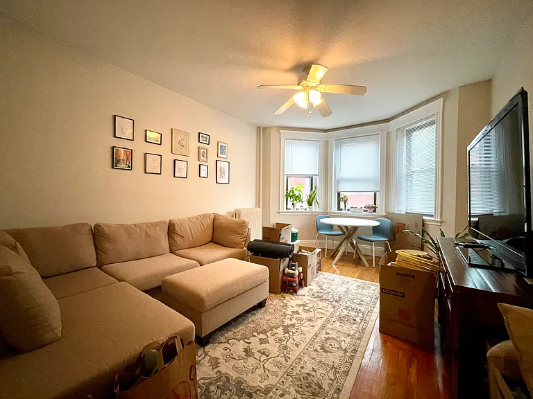 2 - 4 Ayr Rd Brighton, MA — Photo 6