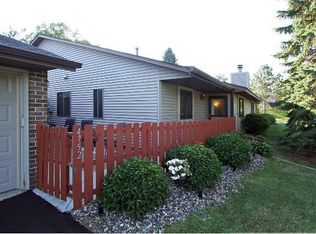 4752 Flora Dr, Eagan, MN 55122