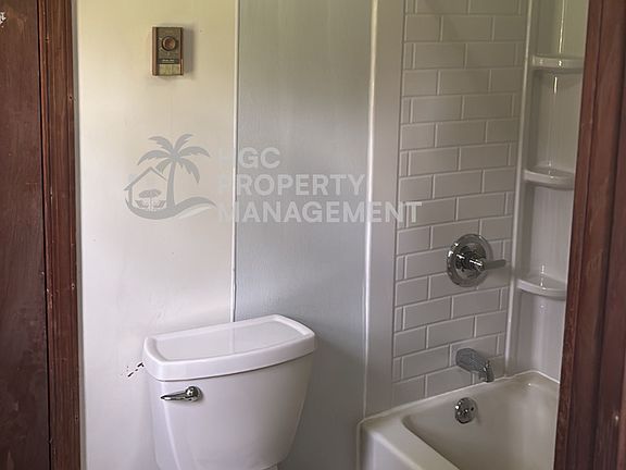 3rd image of 614 Price St