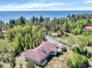 3727 Glidden Dr, Sturgeon Bay, WI 54235