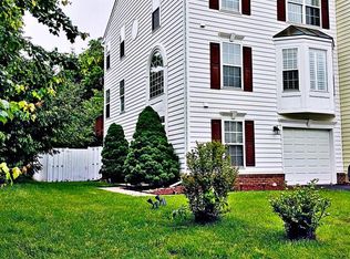 35864 Devon Park Sq, Round Hill, VA