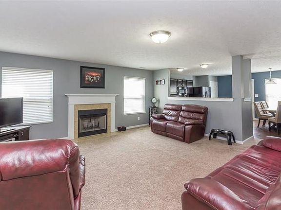 4th image of 8433 Coppel Ln