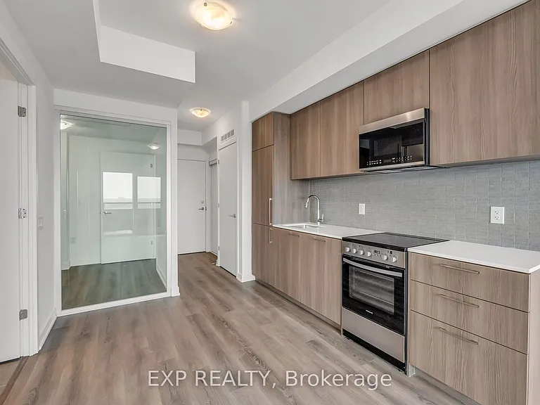7437 Kingston Rd #908B — Photo 4