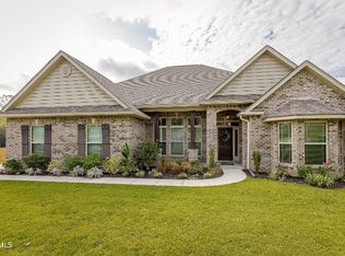 9404 Sanctuary Blvd, Ocean Springs, MS 39564