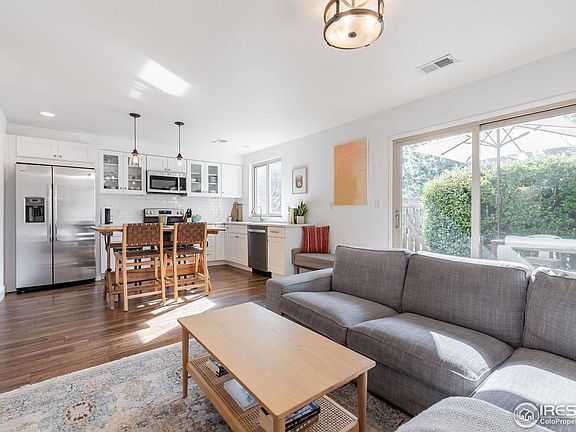 5th image of 3850 Paseo del Prado #35
