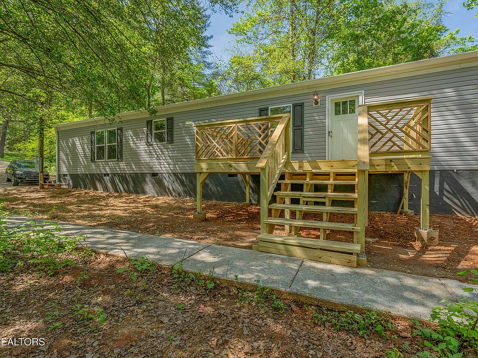 1st image of 136 Sugar Rd
