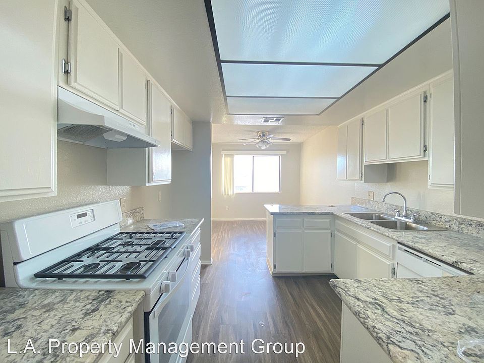 1st image of 18550 Vincennes St #303