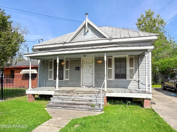 702 NE Evangeline Thru, Lafayette, LA 70508