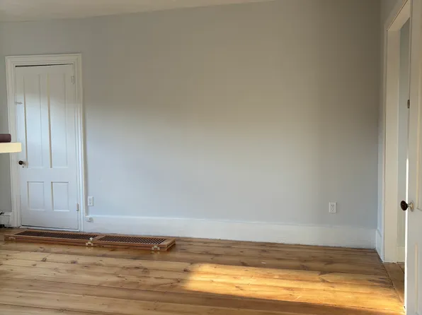 340 Water St #2, Hallowell, ME 04347