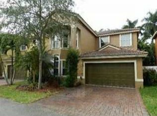 4860 SW 37th Ter, Fort Lauderdale, FL 33312