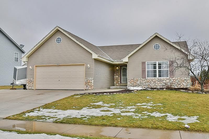 1st image of 1452 Falcon Dr