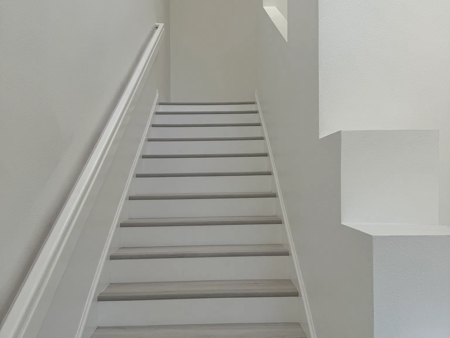 2 bed, 1385 sqft, $4,000 — Photo 3
