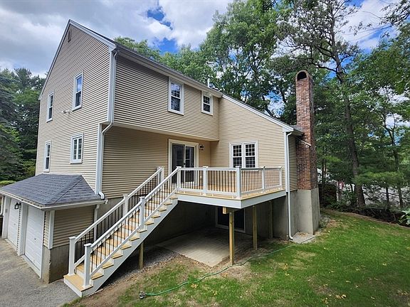 5th image of 10 McClellan Dr