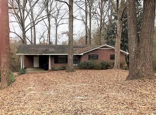 521 Lake Rd, Fulton, MS 38843