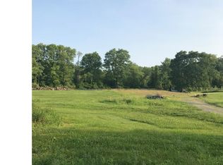 6 Hillendale Rd, Chadds Ford, PA 19317