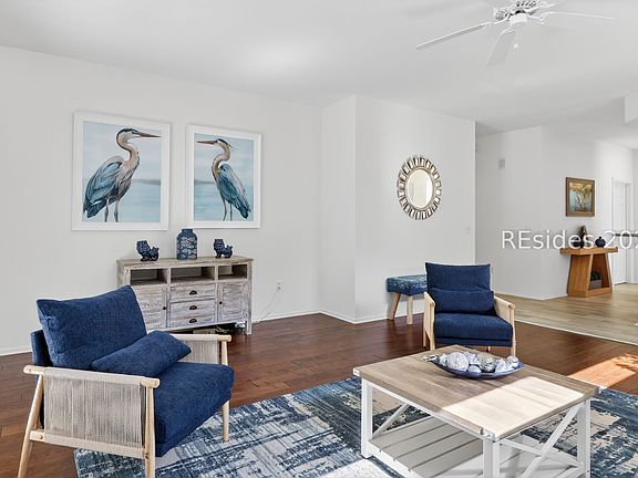 4th image of 40 Andover Pl