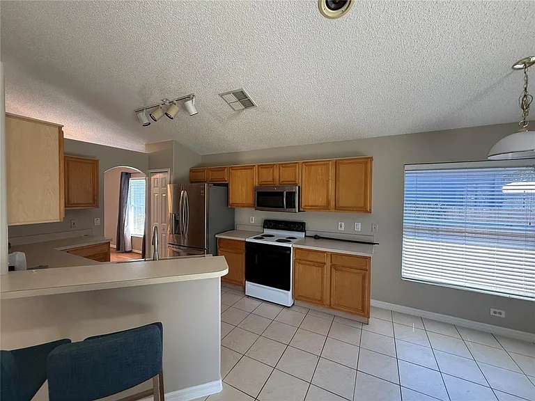 14636 Kristenright Ln — Photo 9